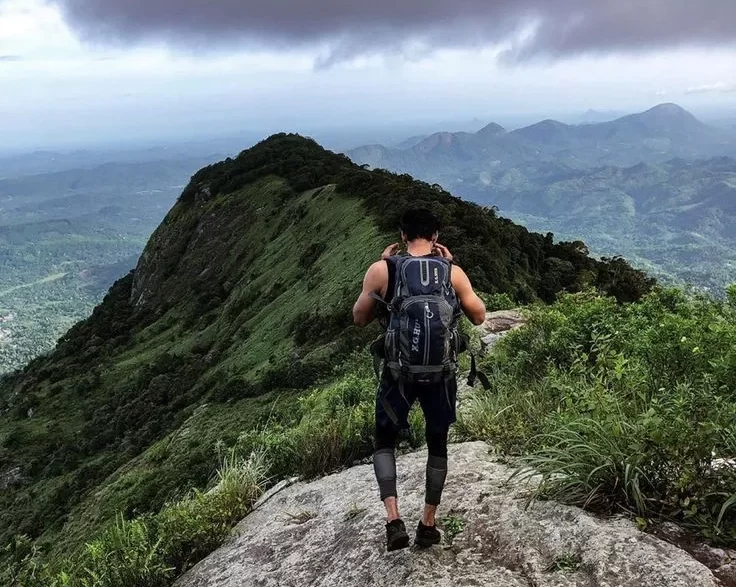 Adventure tours in Sri Lanka - Hiking in Knuckles Mountain Range