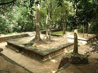 Sita Kotuwa / Sita Matha's Court – Gurulupotha 1 Ancient Ruins of Ramayana Trail in Sri Lanka